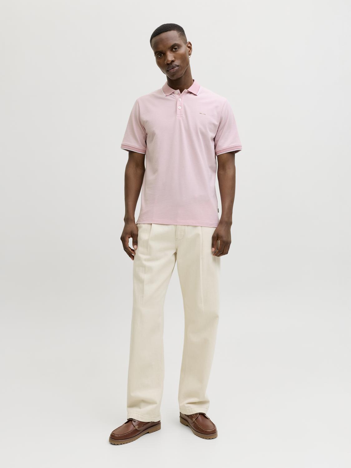 model_shot-front_full